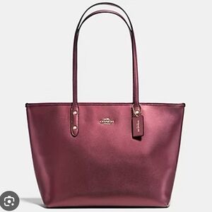 ✨️NWT✨️ Coach Metallic Cherry Zip Top City Tote, 2016, $295 MSRP